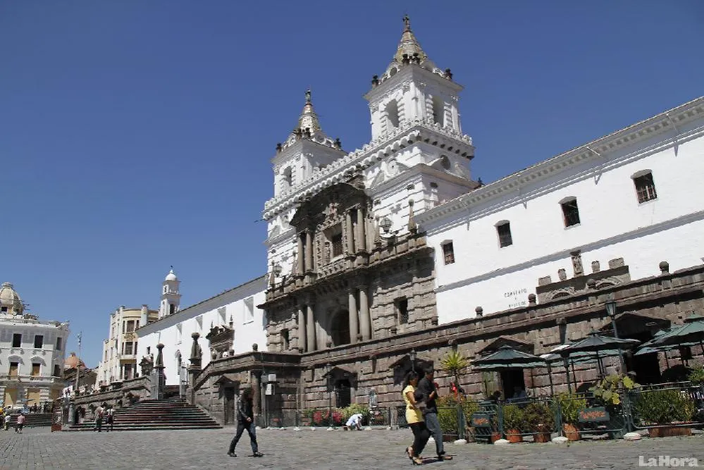 Balmoral Apartamentos & Suites Quito